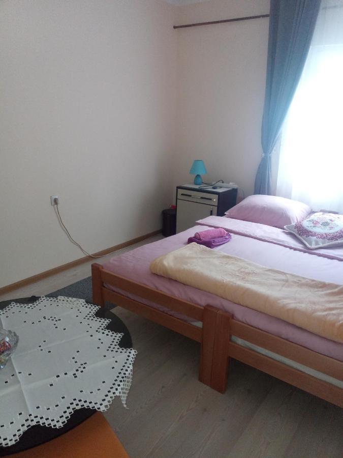 Apartamento Valja Mare Moma Golubac Exterior foto